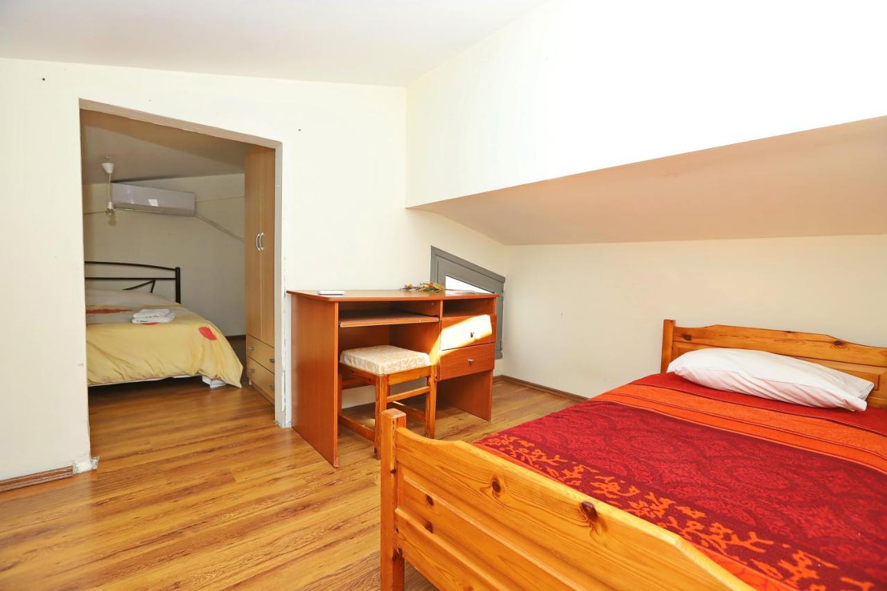 Katerina Apartments เกราโมตี ภายนอก รูปภาพ