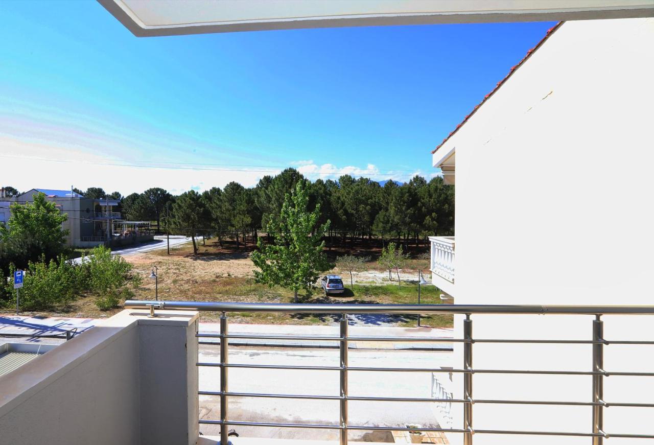 Katerina Apartments เกราโมตี ภายนอก รูปภาพ